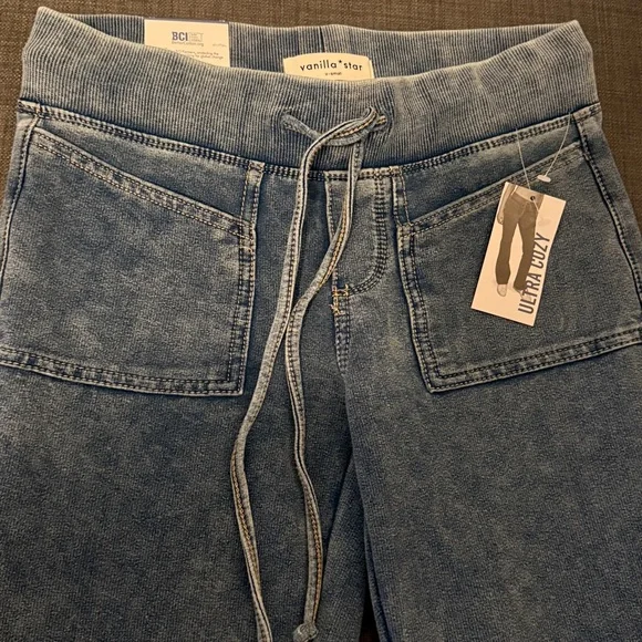 Vanilla star Ultra Cozy Stylish flared Blue Women's Jeans - Picture 2 of 6